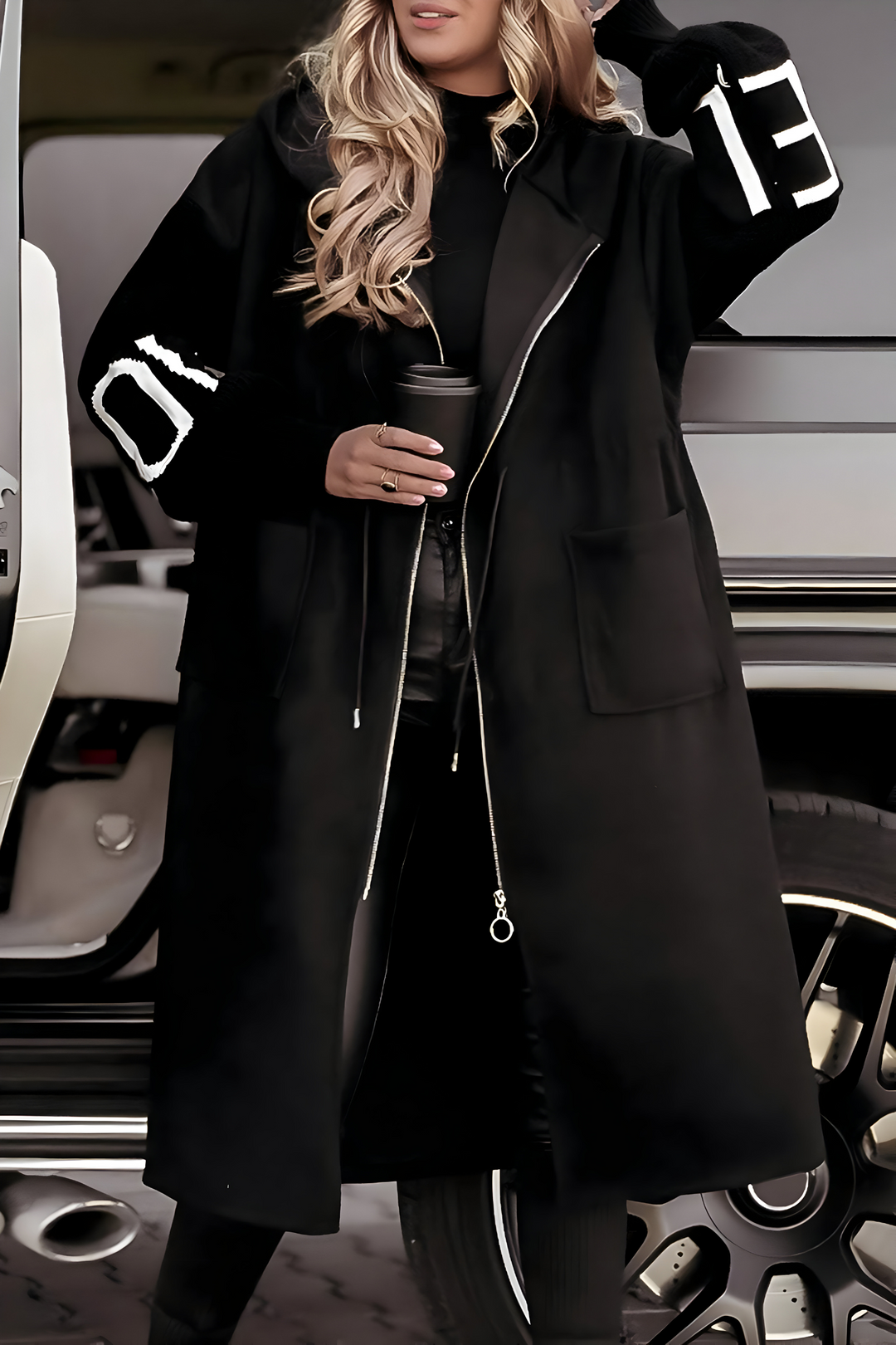 FELE | Veste pour femmes avec manches en tricot et capuche